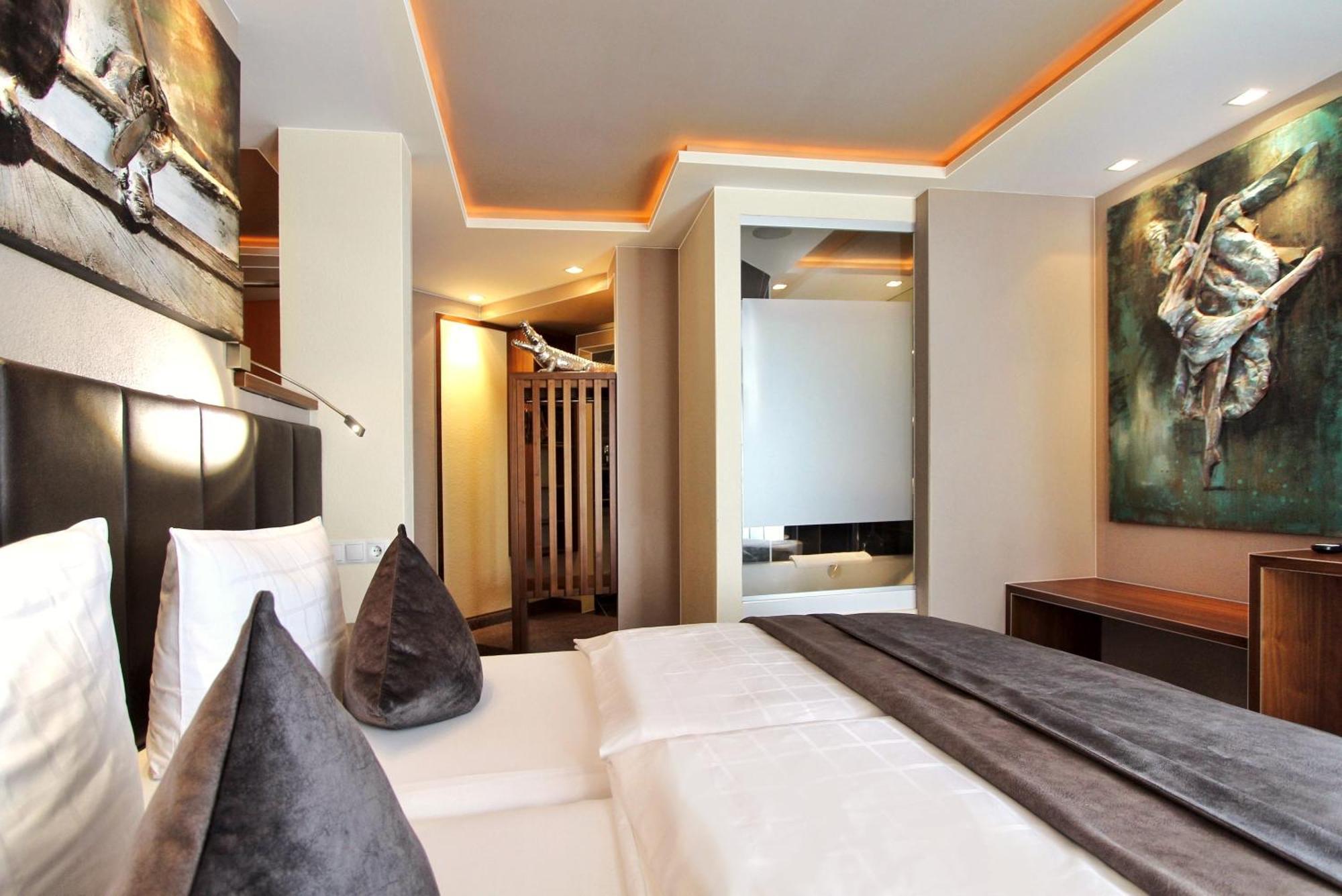 Gruetter Luxury