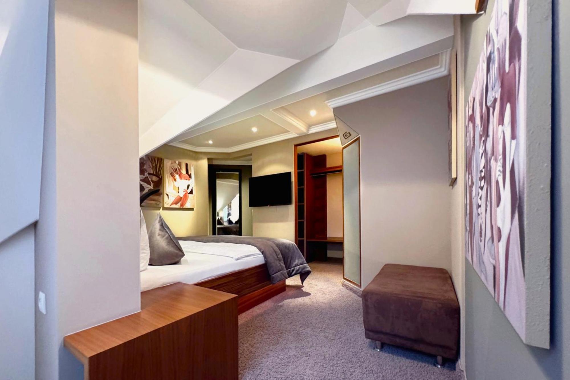 Gruetter Luxury